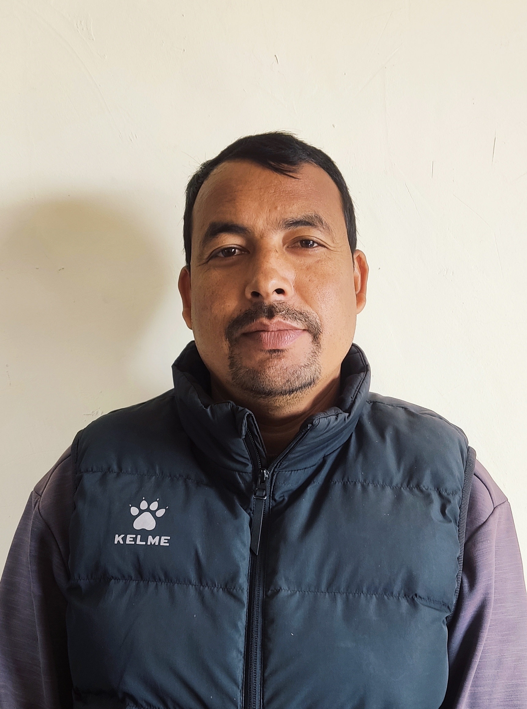 लम बहादुर खड्का